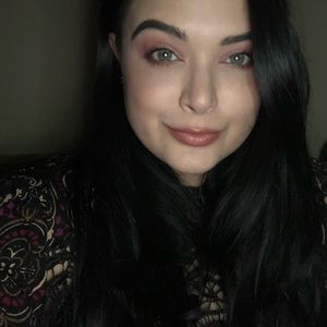 Meet your Posher, Lesley